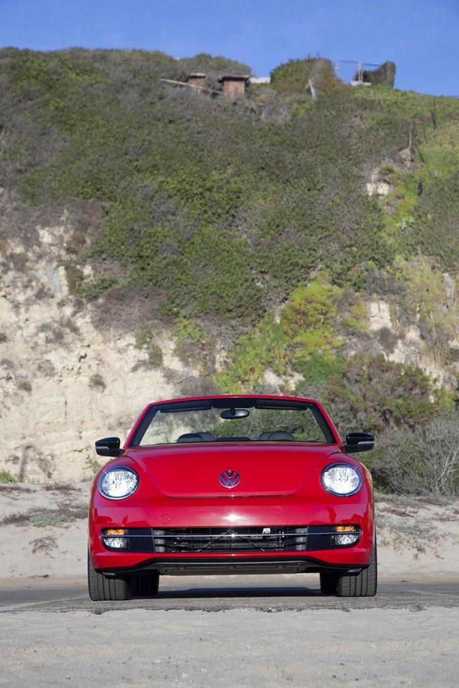  Volkswagen Beetle Cabriolet 2012 года  (фото 96 из 107)